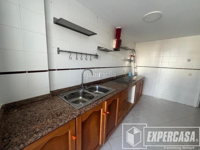 Foto 8ae75ea1-9809-4e40-a344-9427b9829f07. Etagenwohnung mit parking pool in El Perellonet Valencia