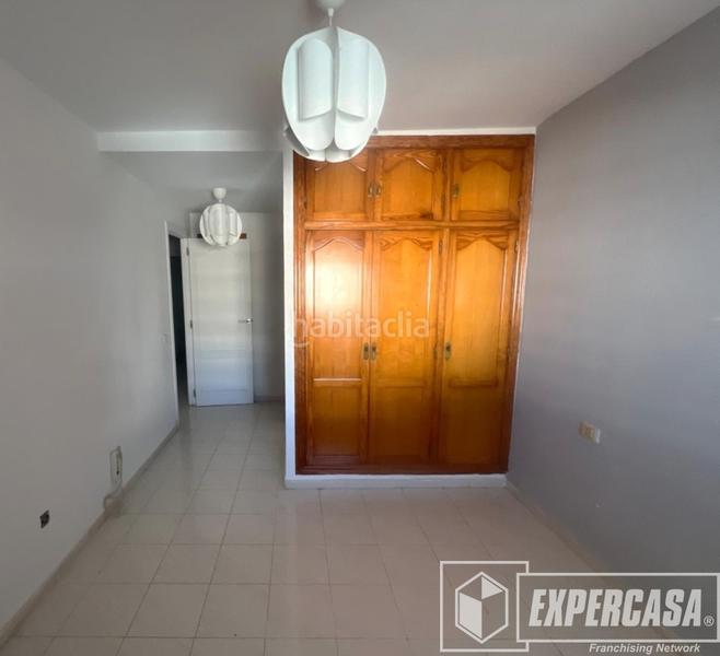 Foto 05f5bcef-3cd9-472a-8d4b-7292b133d5f3. Piso en El Perellonet Valencia