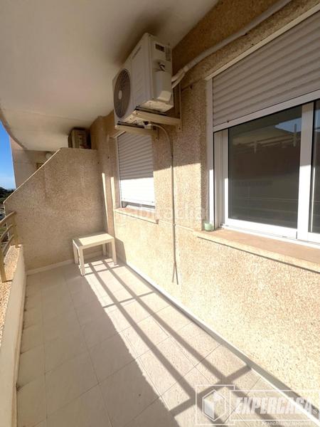 Foto 876fc4a9-88bb-41cf-82b6-656aa857767a. Piso en El Perellonet Valencia