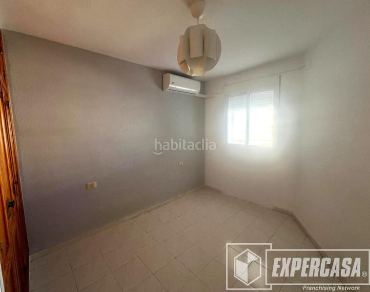 Foto f39fee39-73ec-43b3-9e16-cf78b4591813. Piso en El Perellonet Valencia