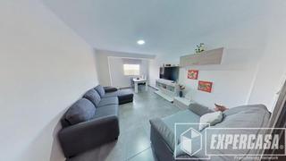 Etagenwohnung in Zona Cantereria