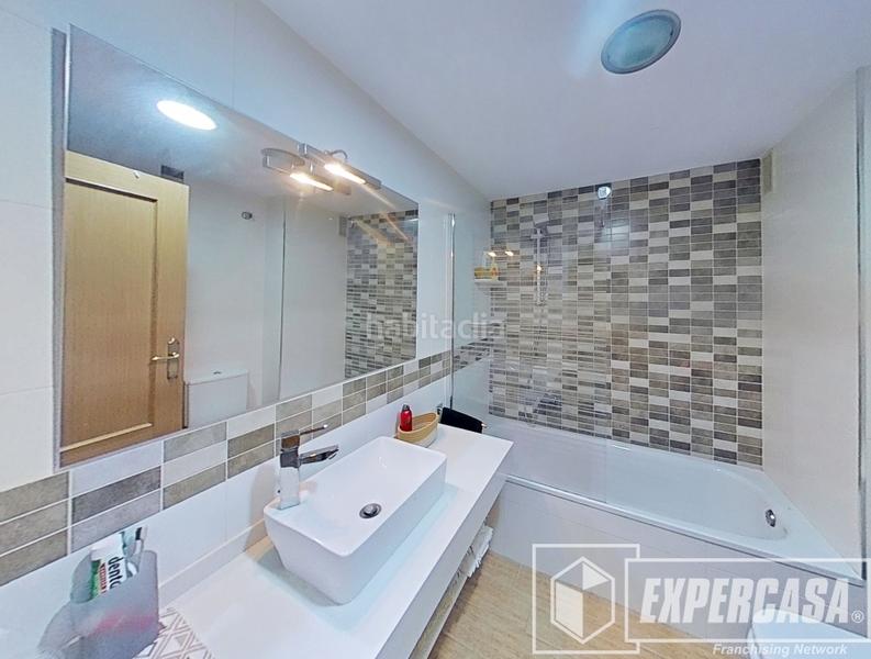 Foto f3cf58ee-d5f9-4afc-ad4c-e624e2a5e3cb. Flat with parking in Centro Bétera