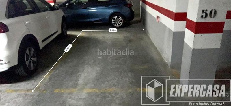 Foto a24baeb1-4d54-460b-b72f-30f6e40bfe30. Parking coche en calle san vicente martir 377 en Camí Reial Valencia