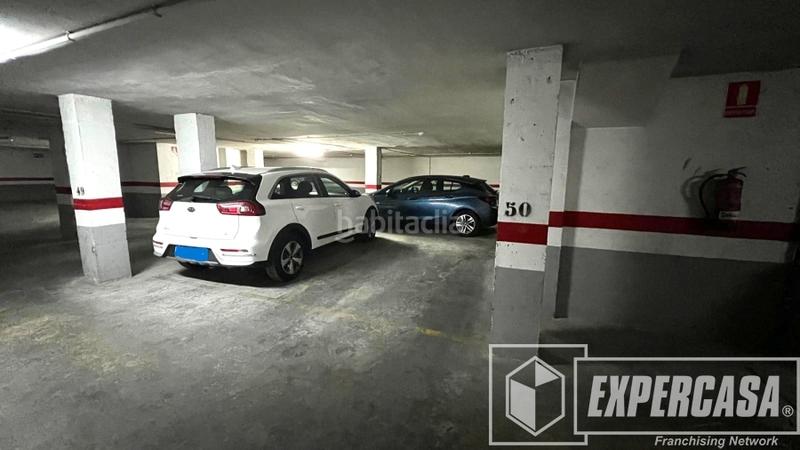Foto 6ba596e1-d989-4024-85bd-aec1654da982. Parking voiture dans calle san vicente martir 377 dans Valencia
