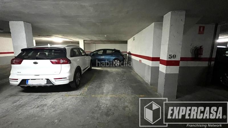 Foto b42e8768-1b56-4ee2-849c-77e56ac7709b. Parking voiture dans calle san vicente martir 377 dans Valencia