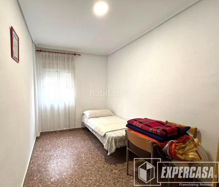 Foto badb4cc9-a209-4ef5-afc9-823e26159aaa. Flat in La Llum Valencia