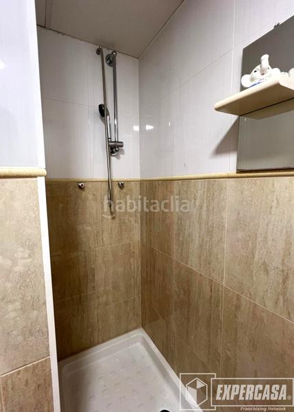 Foto 5ca00792-309c-4b08-9b4b-128c3f442146. Pis a La Llum Valencia