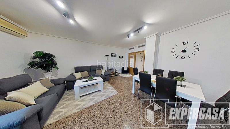 Foto a12ca8a6-6553-4713-9d49-152fd242236f. Alquiler piso en Albal