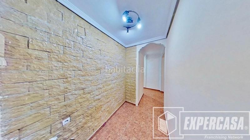 Foto 70fd75d7-45ae-4703-9ad5-d82f26fd8e62. Flat in Benimàmet Valencia