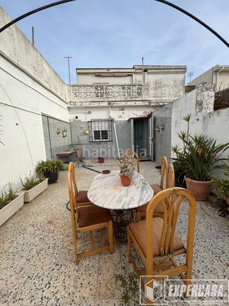 Foto ec77e062-4abf-4104-8d07-cfb17554f2a0. Xalet a Les Palmeres Sueca