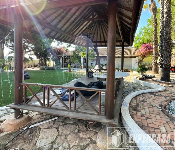 Foto f7188e13-03d8-4217-a5de-34bf96ad3f99. Chalet en La Conarda-Montesano Bétera
