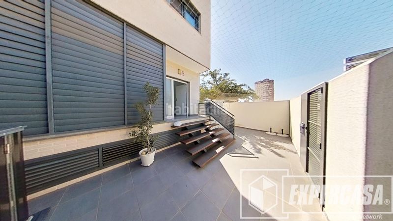 Foto ce7ac86d-a0eb-42cc-a60e-d005ab64c5af. Casa amb aparcament a Platja de la Pobla de Farnals Pobla de Farnals (la)