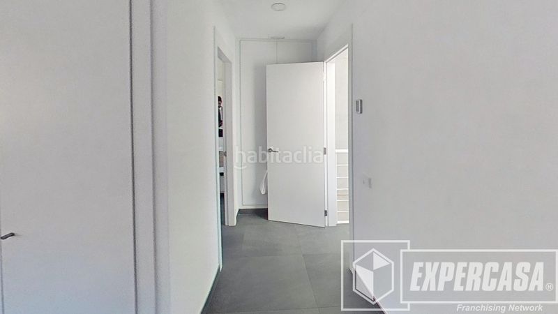 Foto fc4dbd36-488d-4252-9098-9f9844963fc8. Casa amb aparcament a Platja de la Pobla de Farnals Pobla de Farnals (la)
