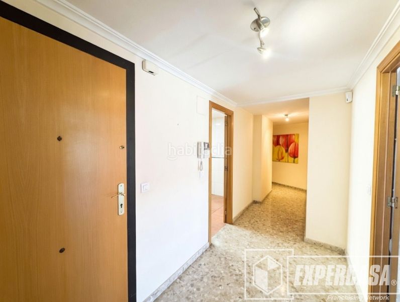 Foto 21bdfcab-1db1-4e39-9171-30c21bb174b6. Pis amb aparcament a Benimàmet Valencia