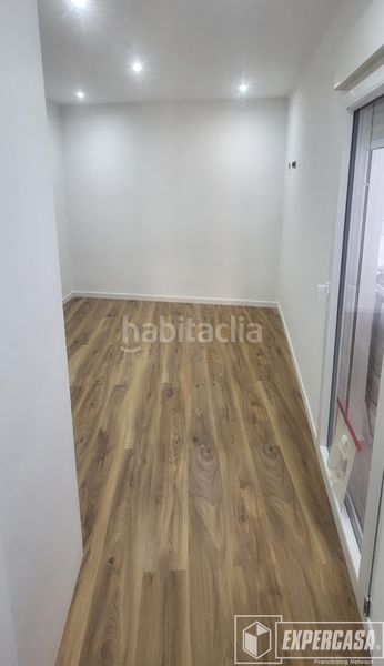 Foto 910c47d6-8318-4448-8558-24aeff32a062. Piso en calle conde berbedel 7 en Centro Bétera