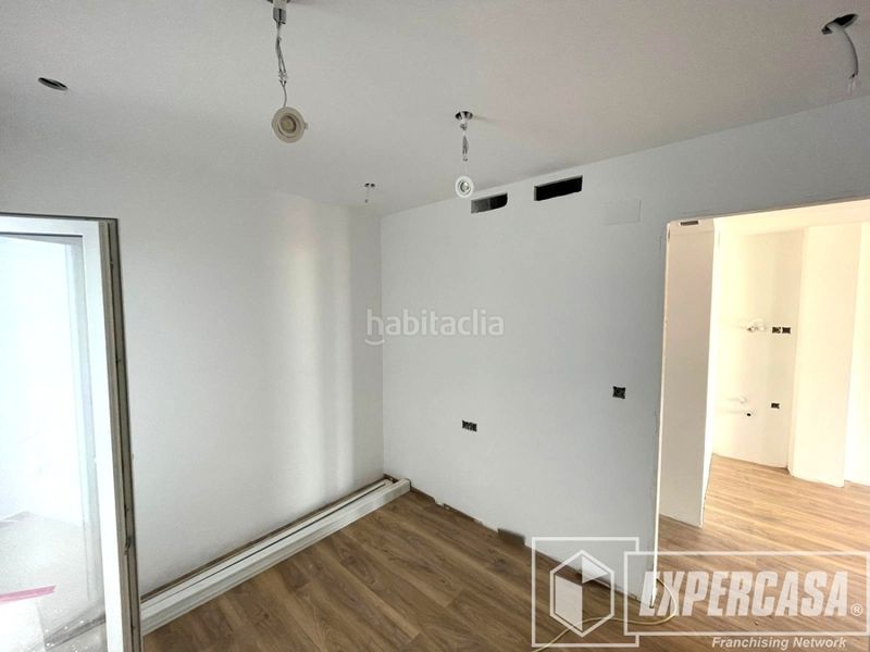 Foto cb50bb8f-5c50-44a7-9f3b-e554f8212b6e. Piso en calle conde berbedel 7 en Centro Bétera