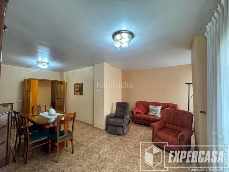 Foto 7751101a-2cf2-457a-80c8-65392e94ac28. Pis a Albal