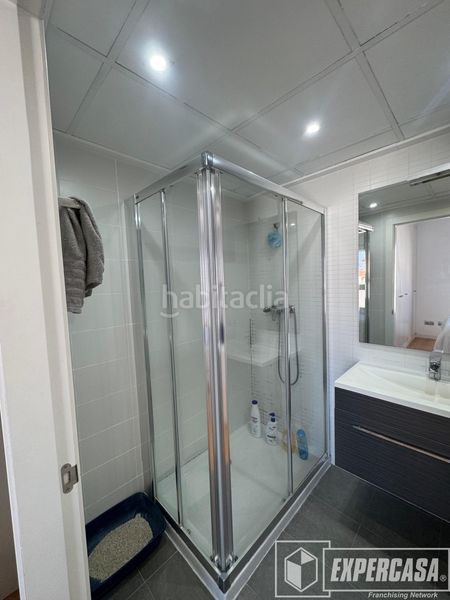Foto d0397bdc-c9c5-41c1-a08e-78f97af08f3e. Pis a Beniparrell