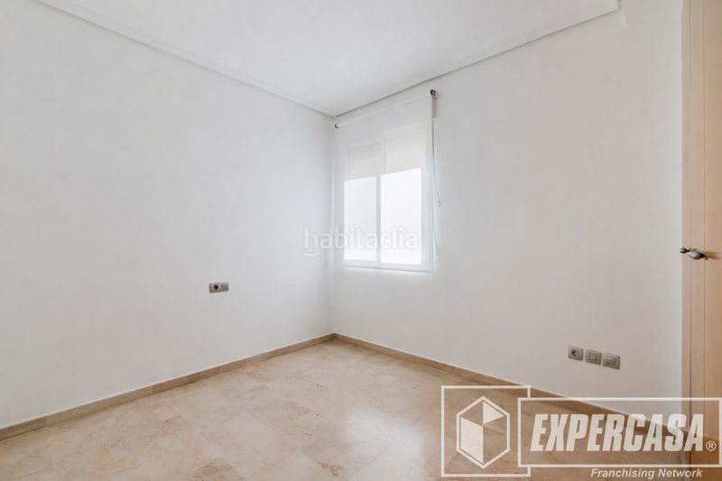 Foto 0d2e2291-dde8-4612-b340-6f44c85fd869. Àtic amb aparcament a Massanassa