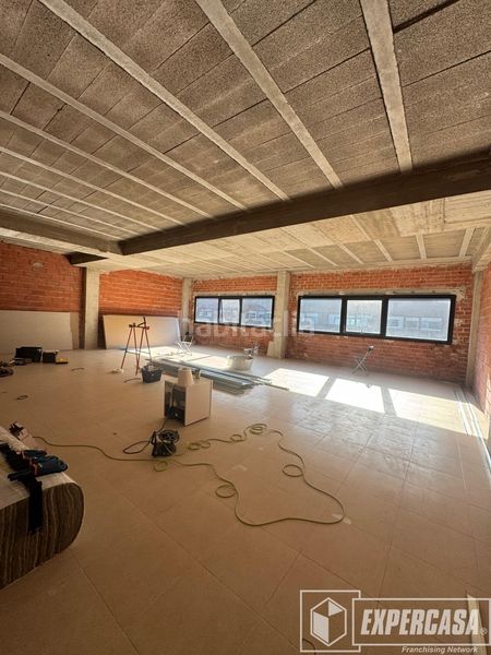 Foto 4d0801e2-cbbe-4472-a157-8a073f924883. Local comercial a Beniparrell
