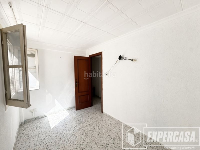 Foto 0eb13d71-9314-4cb0-9144-d49765102c4f. Pis a Benimàmet Valencia