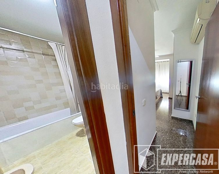 Foto 76cb5c6a-9117-4d1c-9818-68b685e5473f. Dúplex a calle bernabé garcía 45 a Natzaret Valencia