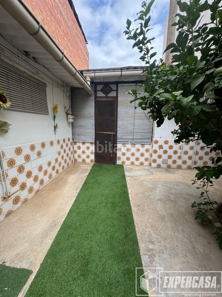Foto 0669c5a2-66e6-4188-b3c2-2ba178a17b29. Casa amb aparcament a Albal