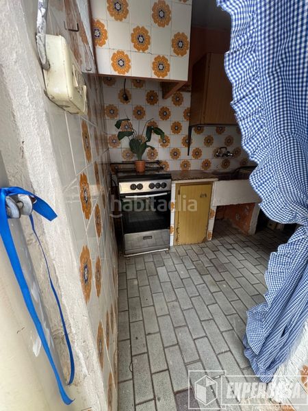 Foto 132e46e6-58f4-4080-b090-dfe601e36710. Casa amb aparcament a Albal