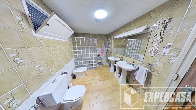 Foto 372499a1-da37-4380-a3c5-a70de07dc414. Casa amb aparcament a Albal