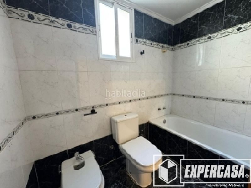 Foto 2288aaf2-2d3d-46db-ae2f-4f353c9dfa39. Pis a Albal