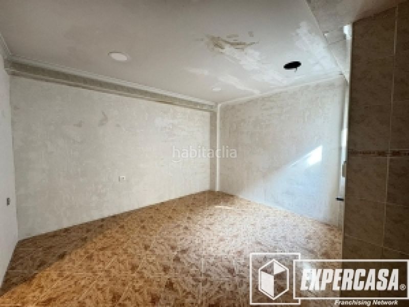 Foto 2eac5bda-8bbe-4378-92ad-3b57340f7f4f. Pis a Albal