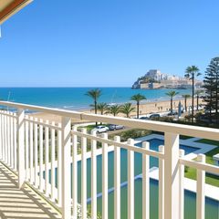 Affitto Piccolo appartamento in Avinguda del papa luna 12. Av. papa luna 11, a pie de playa, piscina, parking