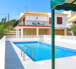 Lloguer Xalet a Urbanizacion peñiscola i 99. Casa, amplia, con piscina y con alarma de seguridad