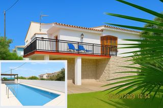 Rent House in Vía po polígono 14 138b. Chalet amplio, independiente