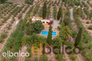 Xalet a Carretera d'alcover 18. El auténtico refugio mediterráneo privacidad, espacio y carácter