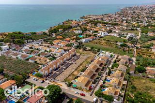 Terreno residencial en Escateret (de l') 10. Parcela en vinaròs, urbanizado, asfaltado, vallado, luz y agua.