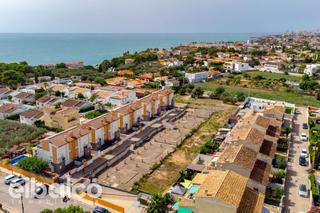 Wohngrundstck in Calle de escateret 10. Vinaroz  solar edificable para 10 chalets pareados con parking c