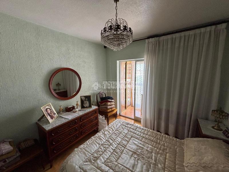 Foto 66fecb1b-5c4e-4d1a-9527-ff52f542cd3e. Piso  en venta en Palomeras Bajas Madrid