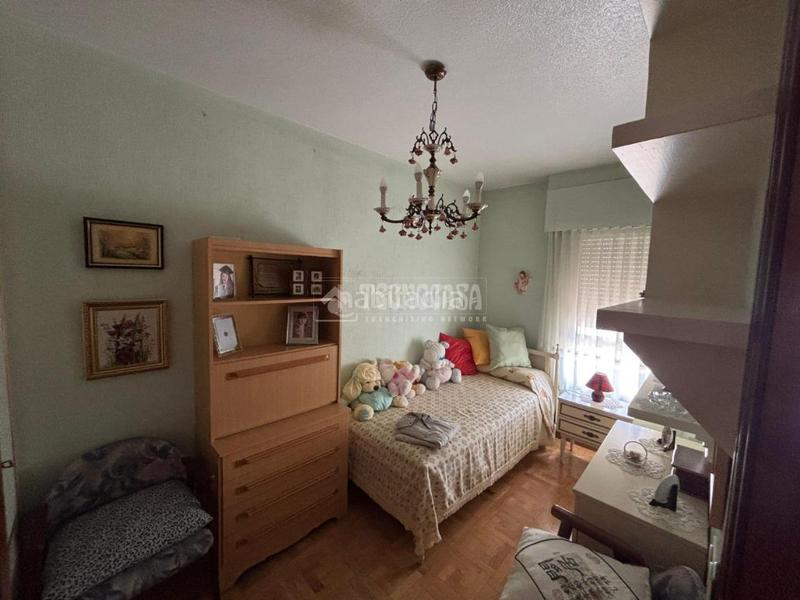 Foto 9f7cca4e-c074-46e3-a955-c67705441177. Piso  en venta en Palomeras Bajas Madrid