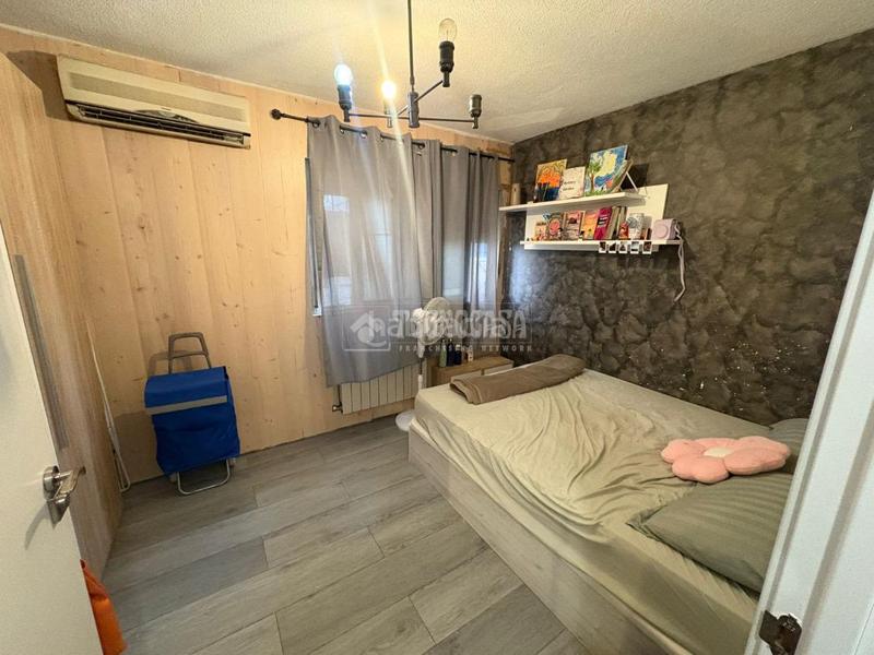 Foto aaf9349c-604e-47a2-8154-b3b998aac563. Piso  en venta en Palomeras Bajas Madrid