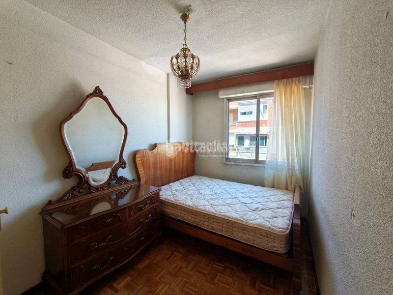 Foto ad8cb160-f690-4905-92f0-369c8002b756. Pis a Palomeras Bajas Madrid