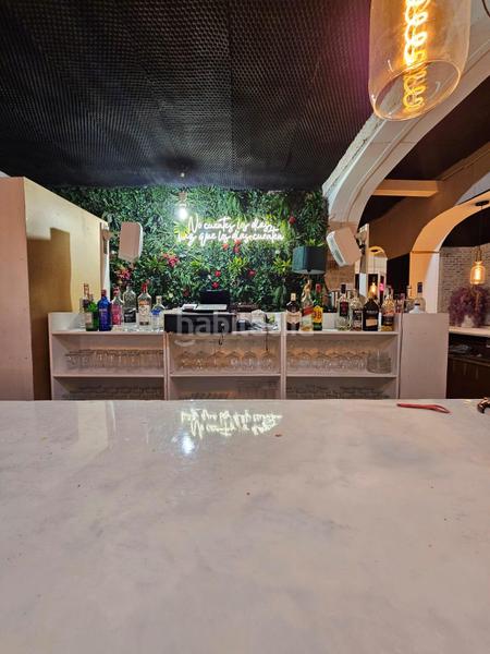 Foto dacac4b5-9d36-491e-b3e6-88288cabd937. Local commercial dans Russafa Valencia