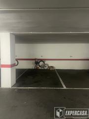 Autoparkplatz in Barrio Benicalap