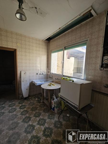 Foto 30ffa9ee-0eb0-4b81-ac0b-9cd560793c35. Gebäude in Albaida