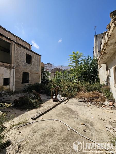 Foto 7a3fba98-0d8e-4791-9a9e-5d2f348f6ad5. Gebäude in Albaida