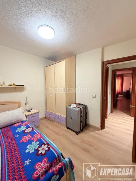 Foto 0cc03f70-4f81-4287-86e6-f60905a0ed74. Appartamento in Barrio Benicalap Valencia