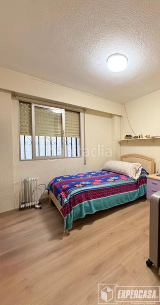 Foto 16d9eaa6-d018-4170-b792-b225c5e6b8a0. Appartamento in Barrio Benicalap Valencia