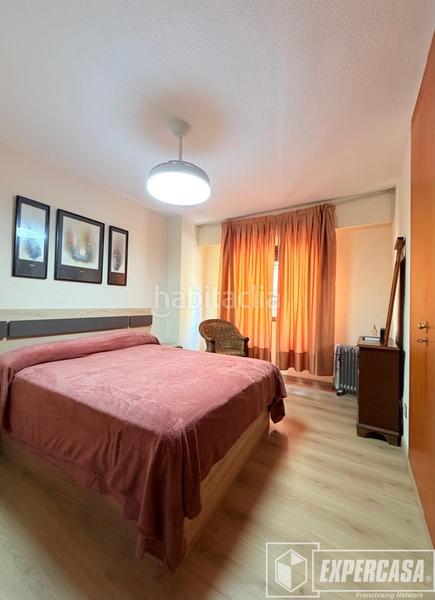 Foto 8c2d8e1e-216f-49d5-9dc1-a52953c134ad. Appartamento in Barrio Benicalap Valencia