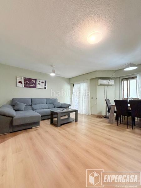 Foto bd1b0698-2fe3-4d2b-babc-5f5095f8fb2d. Appartamento in Barrio Benicalap Valencia