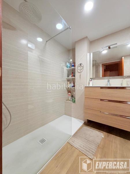 Foto 718ed6ea-1e43-4879-a294-fe95c93c7113. Pis a Salem